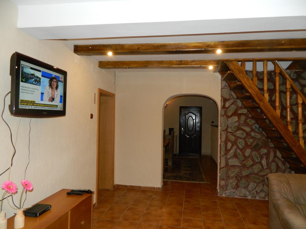 Cabana Florea Rîu de Mori Exterior foto